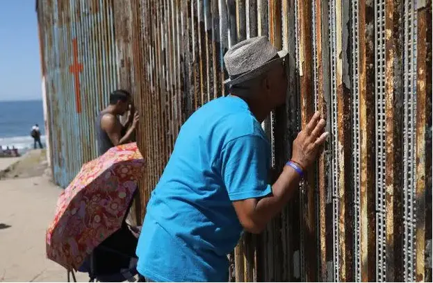 tijuana fence