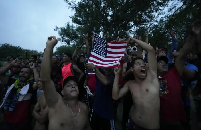 chaos on border